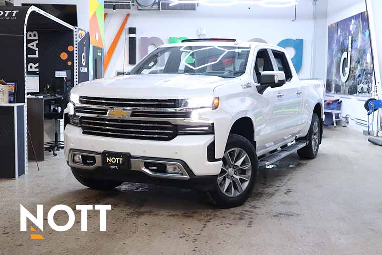 2019 Chevrolet Silverado 1500 High Country Crew Cab 4WD